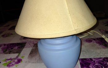 Lámpara azul y lámpara flexo 10 €