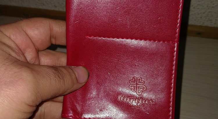 Cartera y monedero 5 €