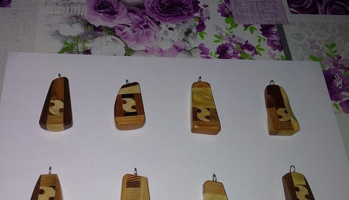 Colgantes artesanales 25 €