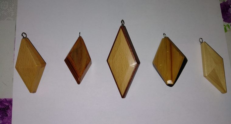 Colgantes variados 25 €