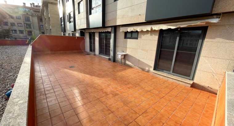 se vende piso con garaje y trastero en Vigo (Pontevedra)