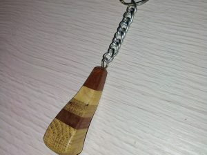 LLavero de madera 5 €