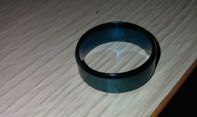 Anillo de hombre de color azul